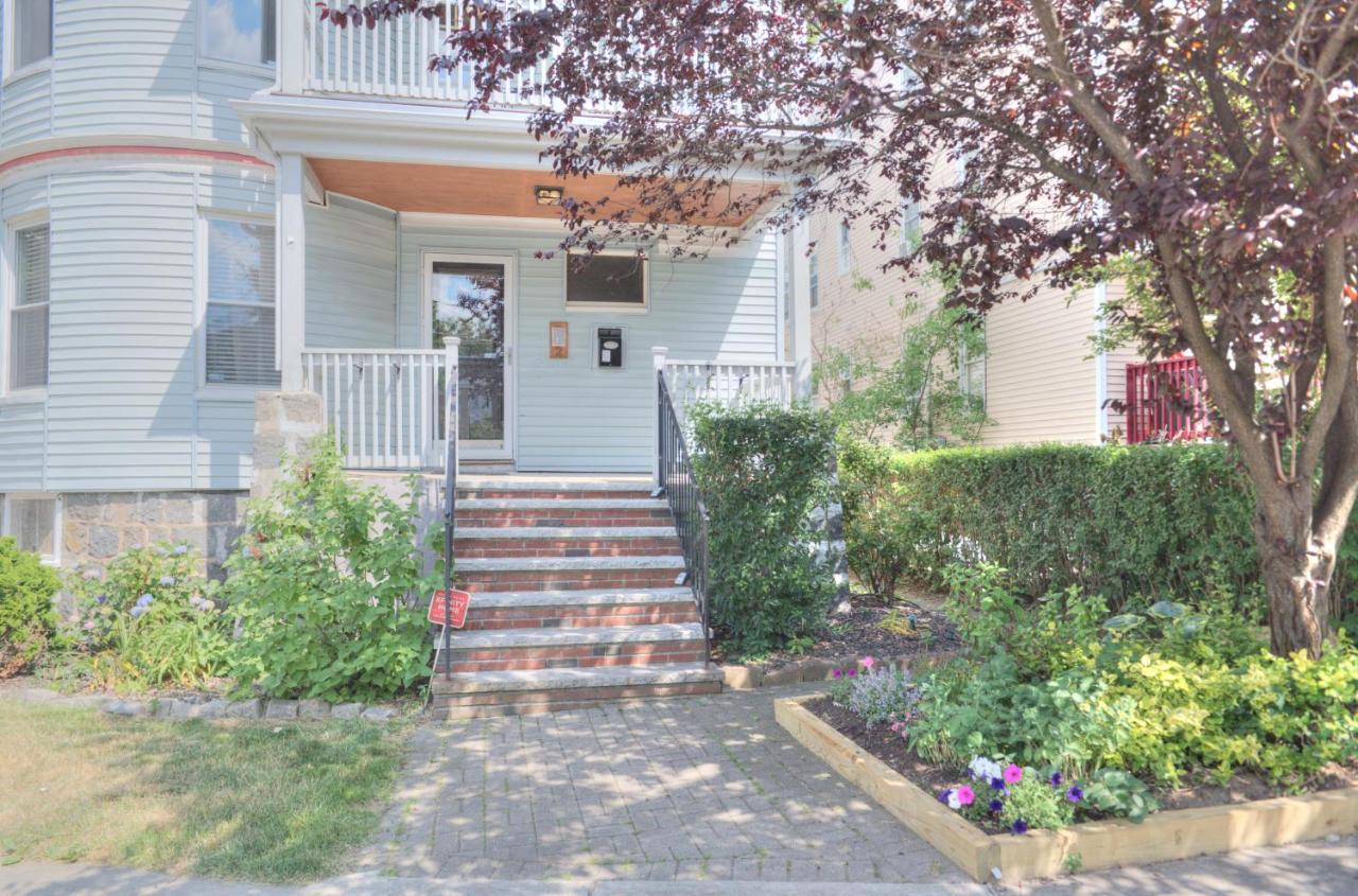 Bright & Spacious 2Br Apartment, Mins From Downtown Boston, Parking Екстер'єр фото