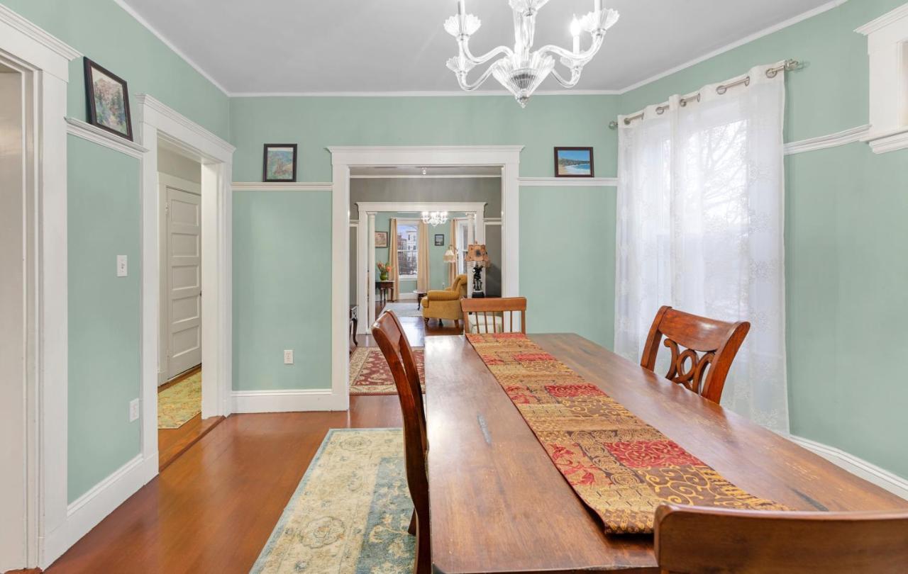 Bright & Spacious 2Br Apartment, Mins From Downtown Boston, Parking Екстер'єр фото