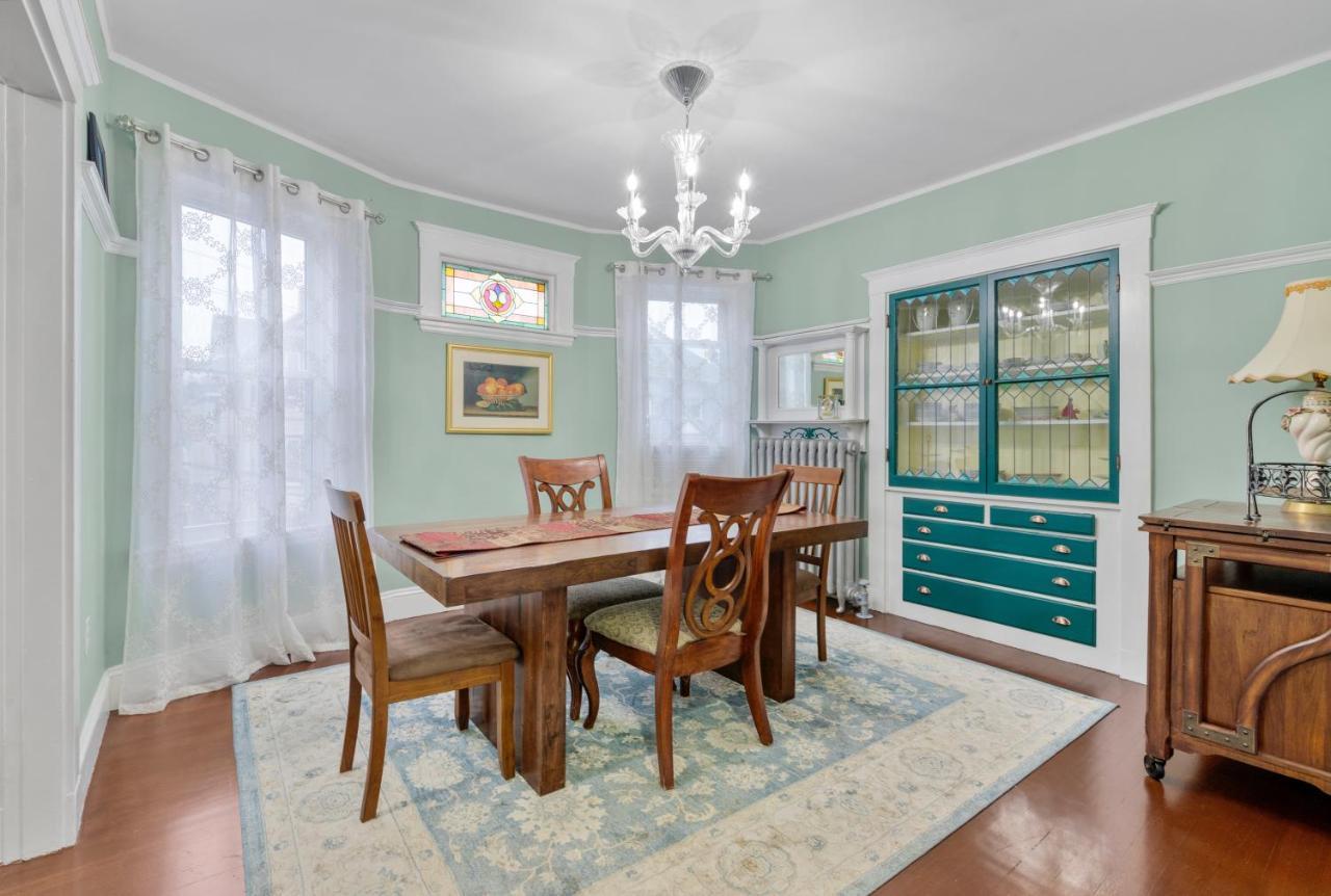 Bright & Spacious 2Br Apartment, Mins From Downtown Boston, Parking Екстер'єр фото
