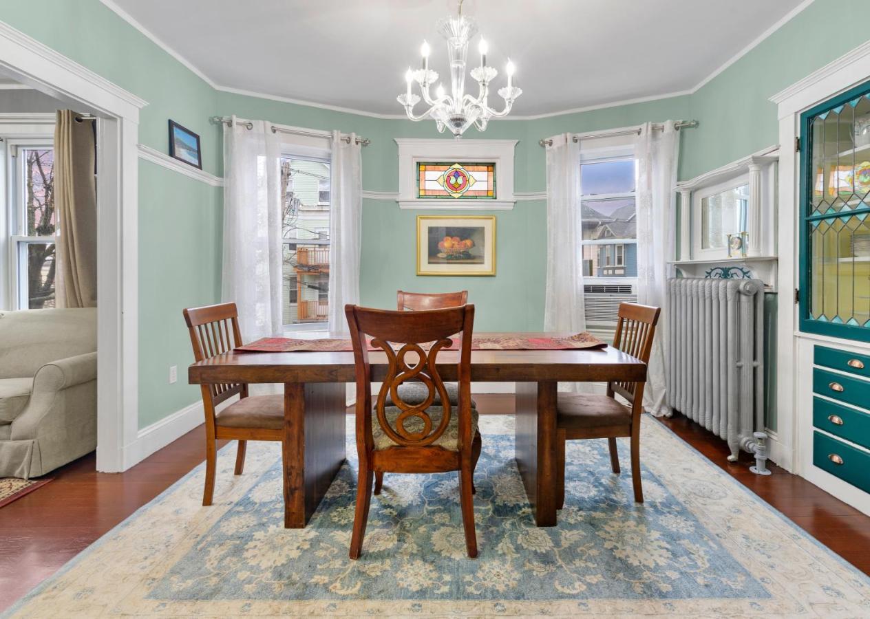 Bright & Spacious 2Br Apartment, Mins From Downtown Boston, Parking Екстер'єр фото