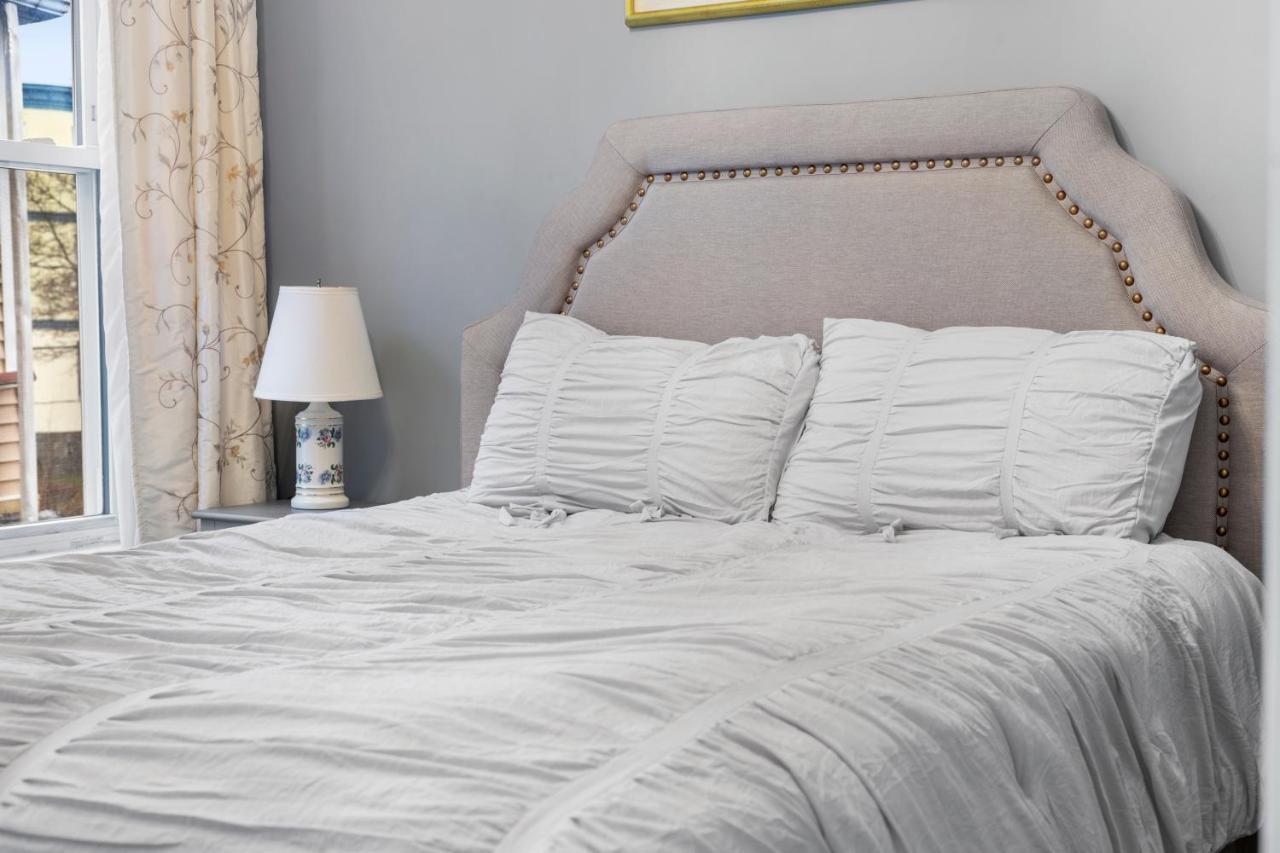 Bright & Spacious 2Br Apartment, Mins From Downtown Boston, Parking Екстер'єр фото