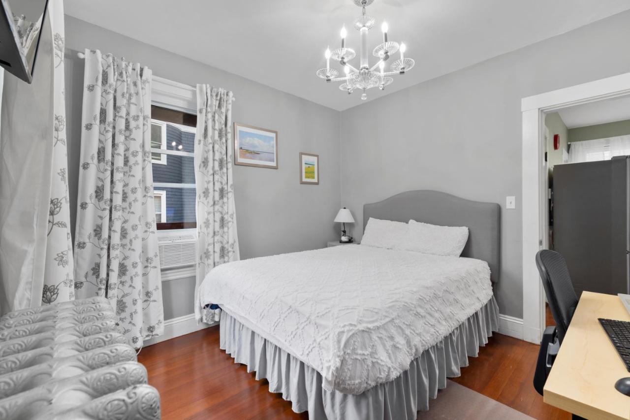 Bright & Spacious 2Br Apartment, Mins From Downtown Boston, Parking Екстер'єр фото